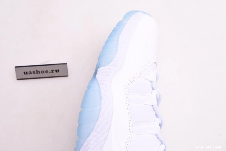 Air Blue“  AV2187-117 Jordan Low”Legend  11  1117
